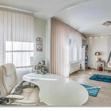 Sundeluxe & Balcony Apartman Budapest Kültér fotó