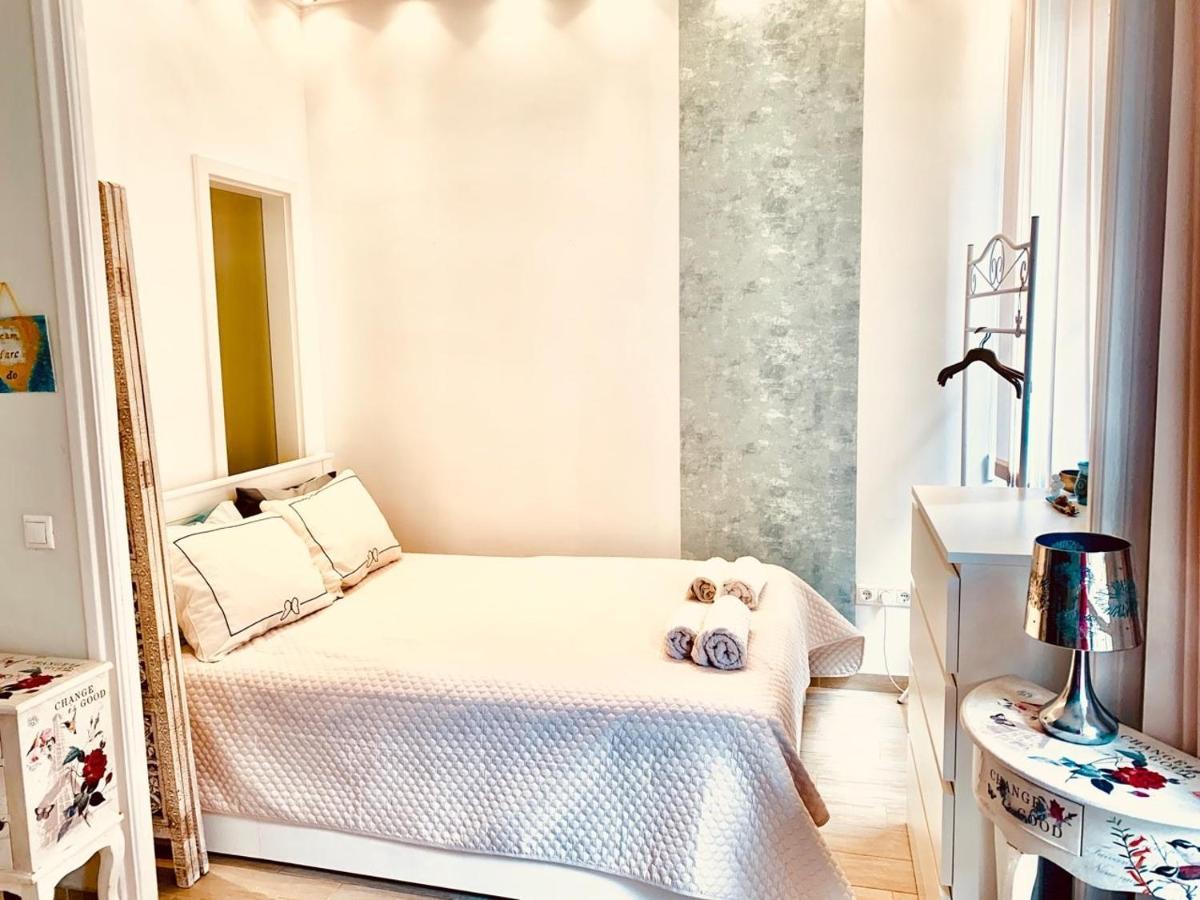 Sundeluxe & Balcony Apartman