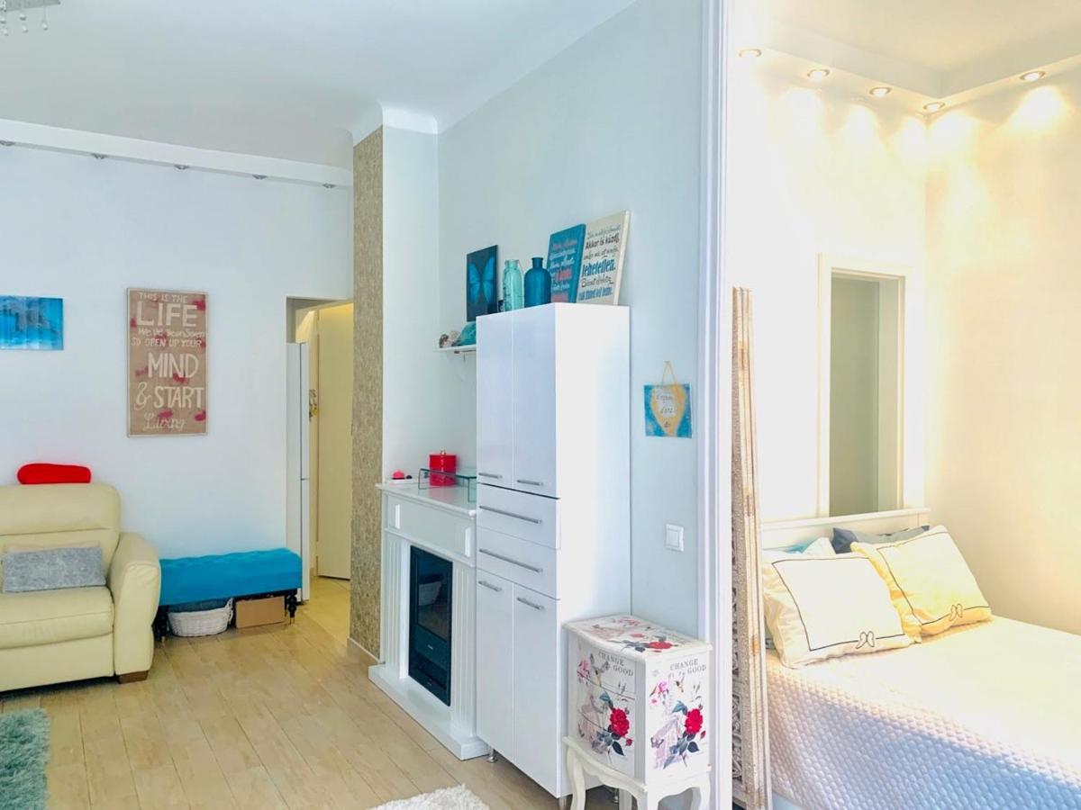 Sundeluxe & Balcony Apartman