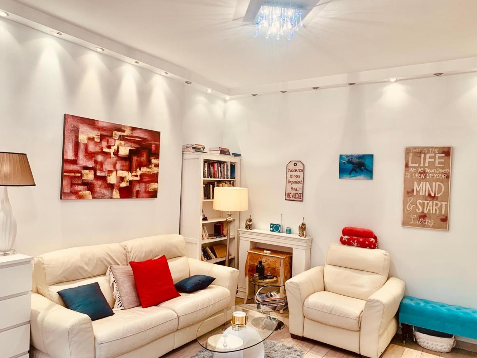 Sundeluxe & Balcony Apartman Budapest