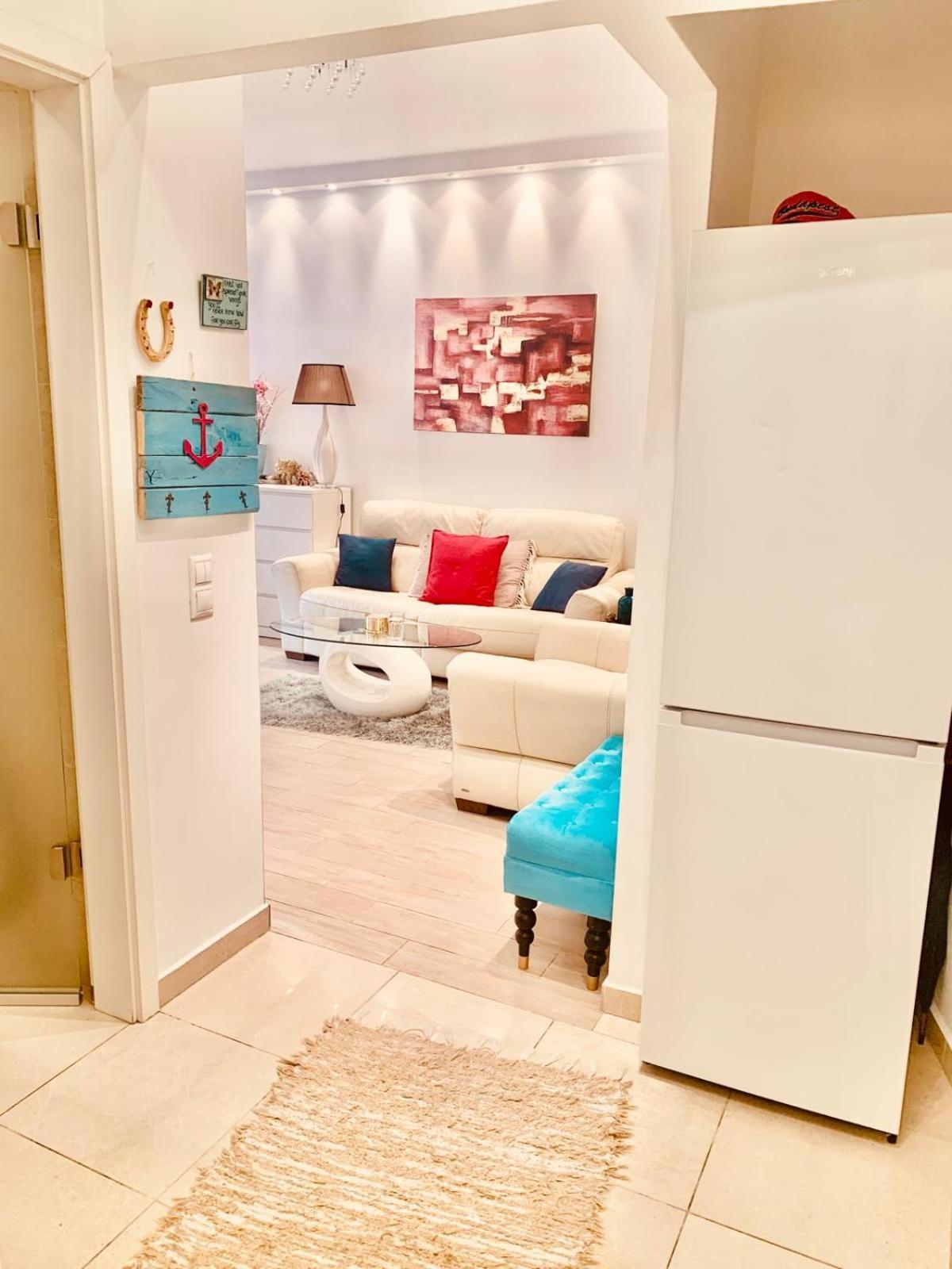 Sundeluxe & Balcony Apartman *
